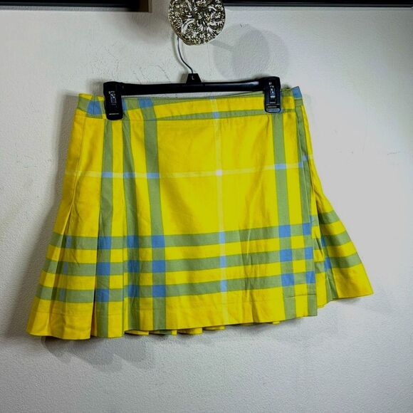 (K2) Burberry Golf Check Print Mini Skirt, Women's Size 8 - Picture 3 of 13